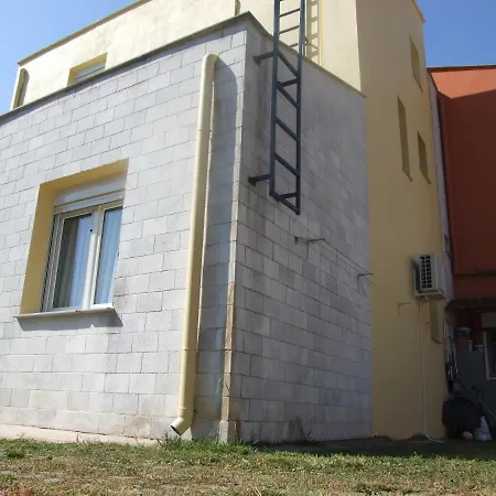 House By The Sea